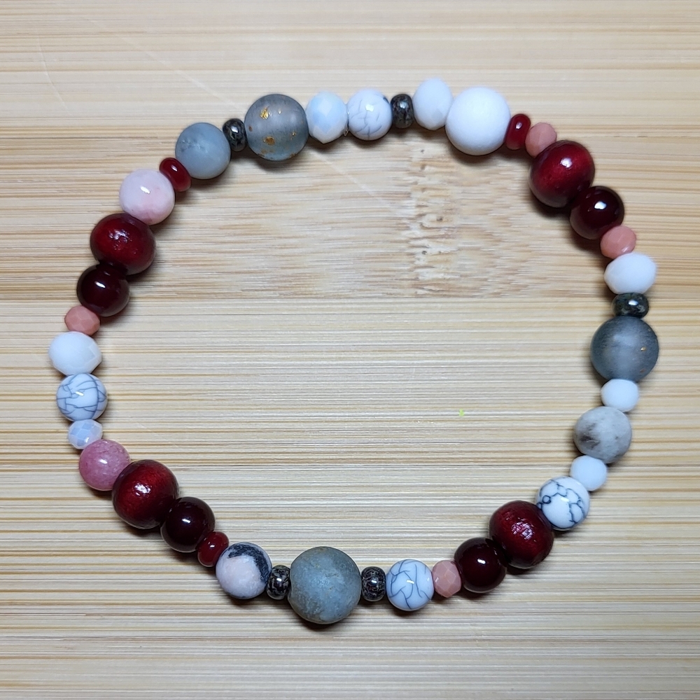 Waterelon Snow Bracelet, Size 7.5"